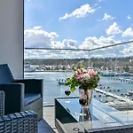 Faltom Yacht Park *