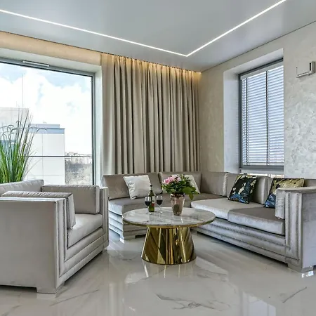 Διαμέρισμα Faltom 20 Yacht Park Premium Parking Γκντίνια