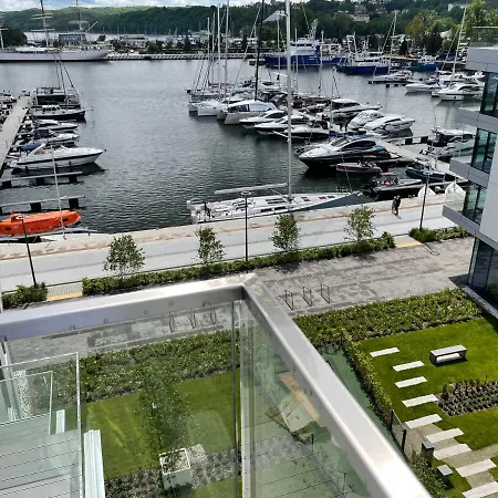 Faltom Yacht Park Apartment *