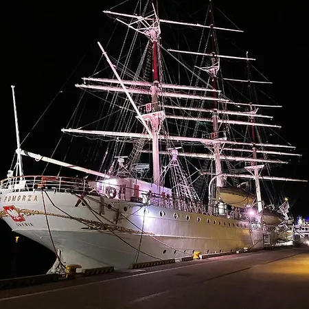 Διαμέρισμα Faltom 20 Yacht Park Premium Parking