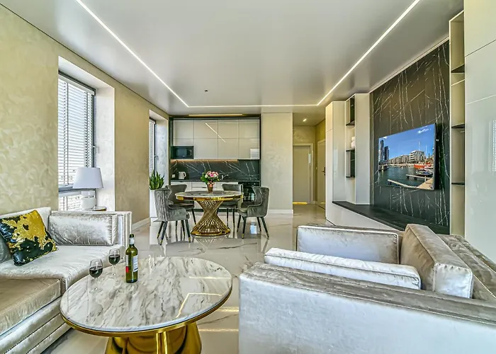 Faltom 20 Yacht Park Premium